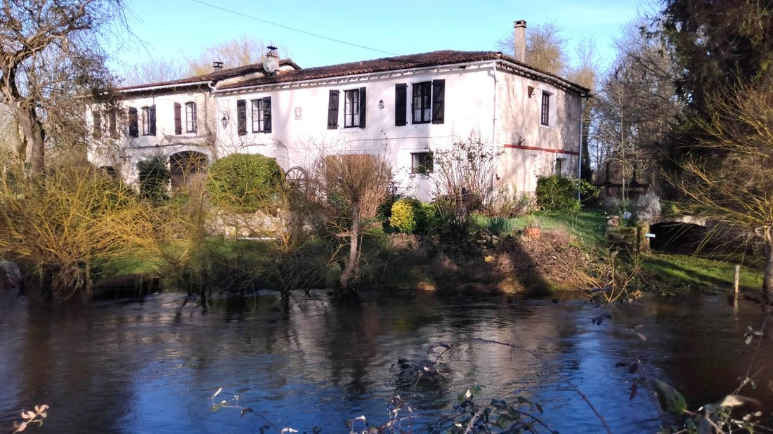 House in Saint-Fraigne, Nouvelle-Aquitaine, France 3 - 17907059