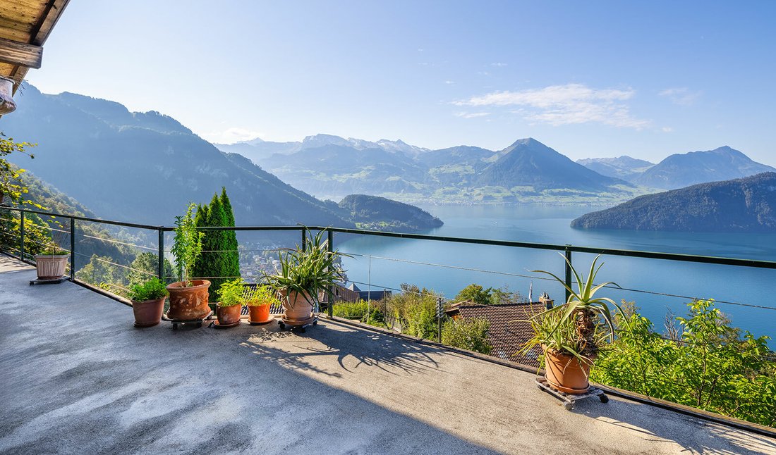 House in Vitznau, Lucerne, Switzerland 5 - 17912061