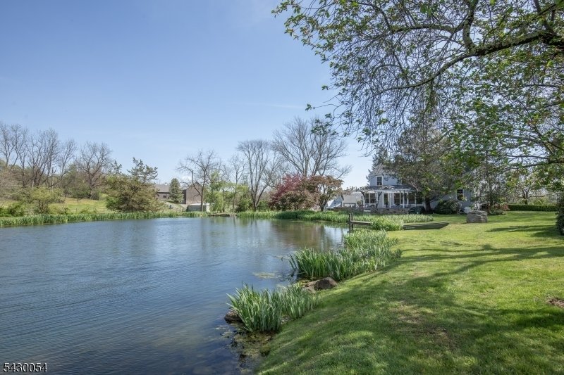 House in Tewksbury, New Jersey, United States 2 - 17912029