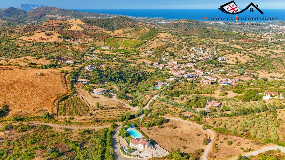 Villa in Budoni, Sardinia, Italy 1 - 17911248