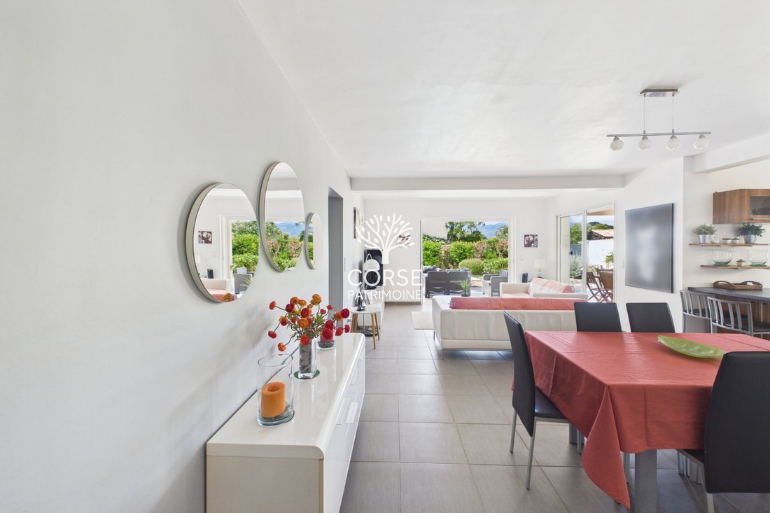 Villa in Porto-Vecchio, Corsica, France 2 - 17910933