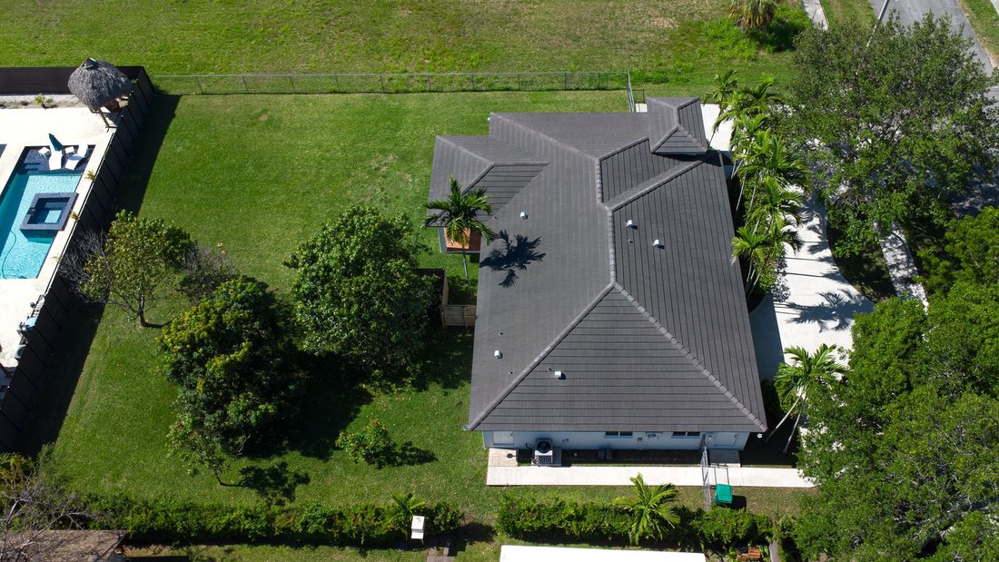 House in Miami, Florida, United States 1 - 17908521