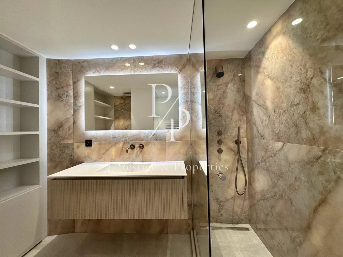 Apartment in Cannes, Provence-Alpes-Côte d'Azur, France 5 - 17220239