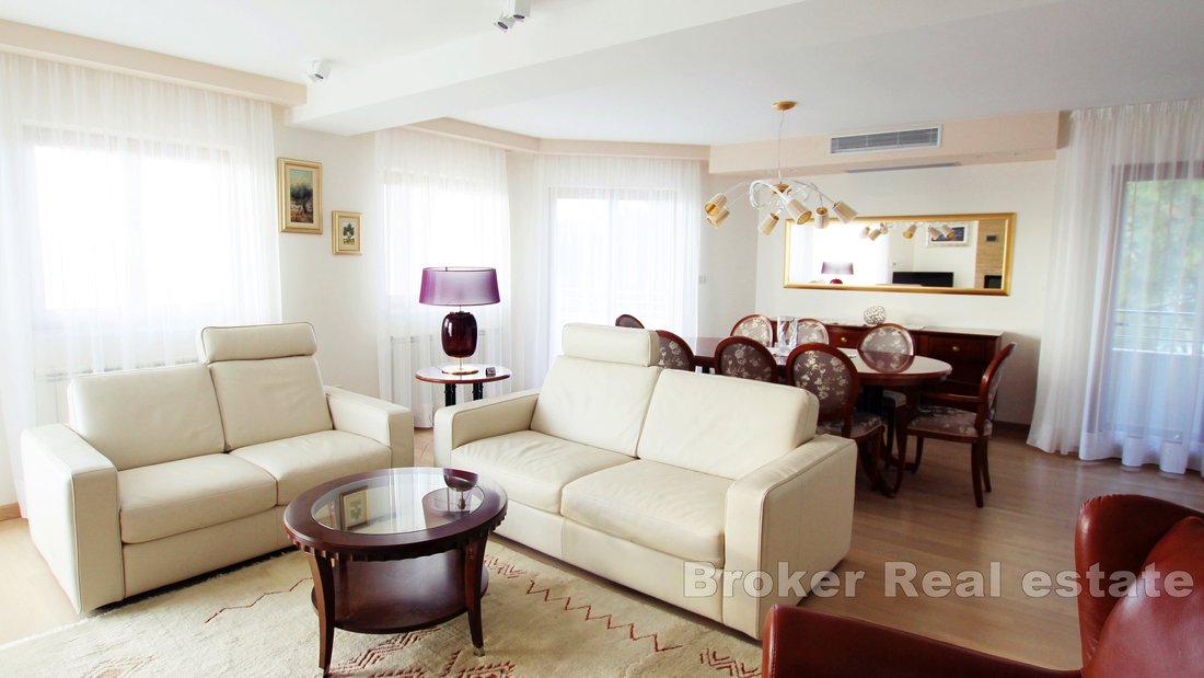 Villa in Okrug Gornji, Split-Dalmatia County, Croatia 5 - 17858678