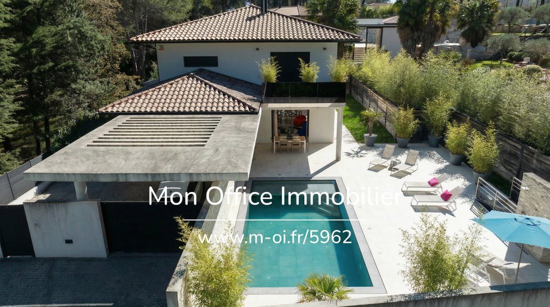 House in Ventabren, Provence-Alpes-Côte d'Azur, France 1 - 17408592