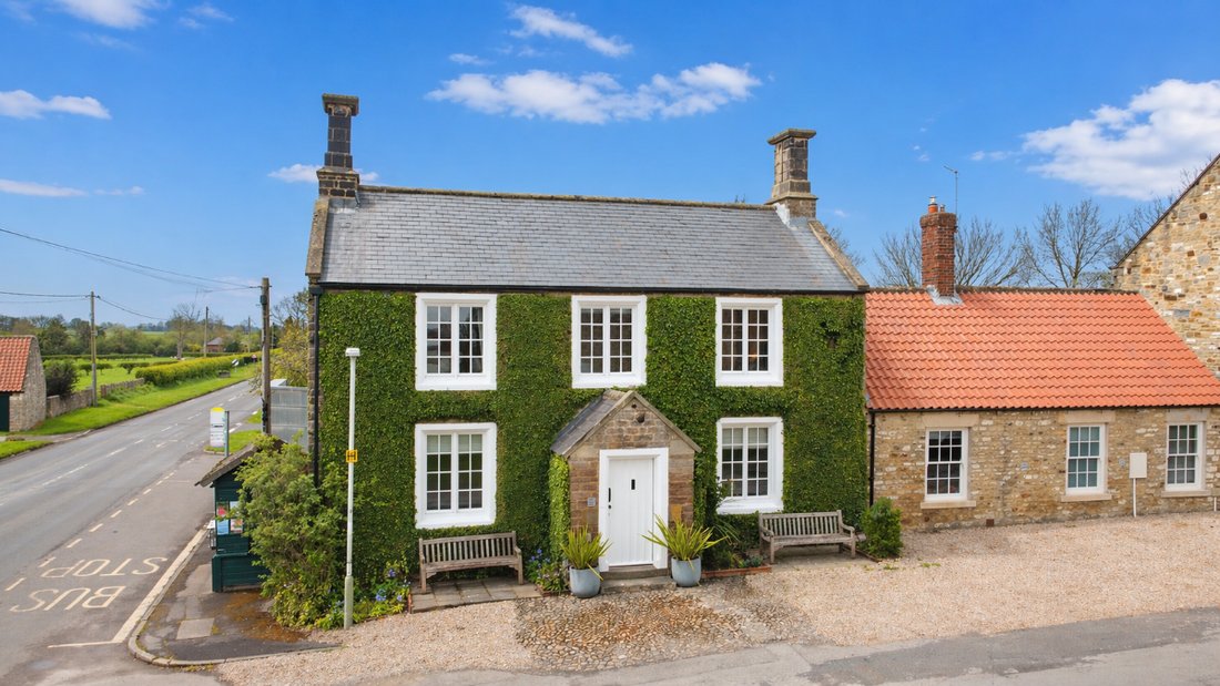 House in Darlington, England 1 - 17911047