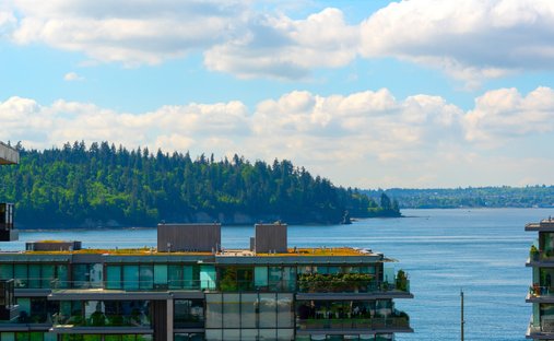 Condo in West Vancouver, British Columbia, Canada 1