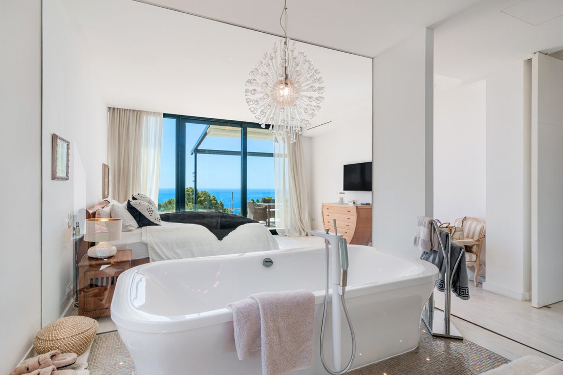 Villa in Costa d'en Blanes, Calvia, Balearic Islands 3 - 17910156