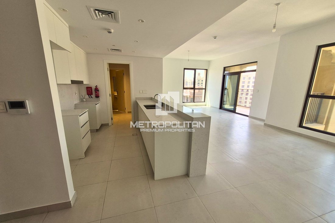 Apartment in Umm Suqeim, Dubai, United Arab Emirates 1 - 17908198