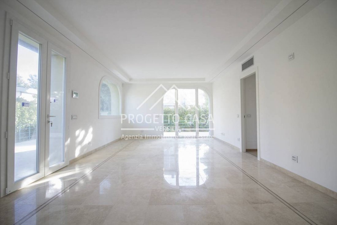 Apartment in Viareggio, Tuscany, Italy 4 - 17911906