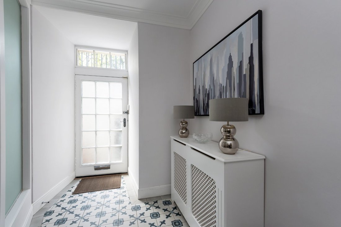 Apartment in New Town, Edinburgh County, Scotland 3 - 17906813