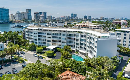Co Op in Palm Beach, Florida, United States 1