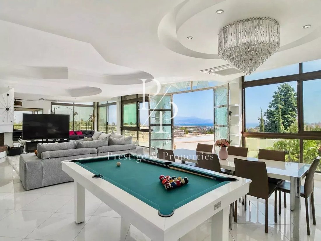 Villa in Cannes, Provence-Alpes-Côte d'Azur, France 3 - 15666266