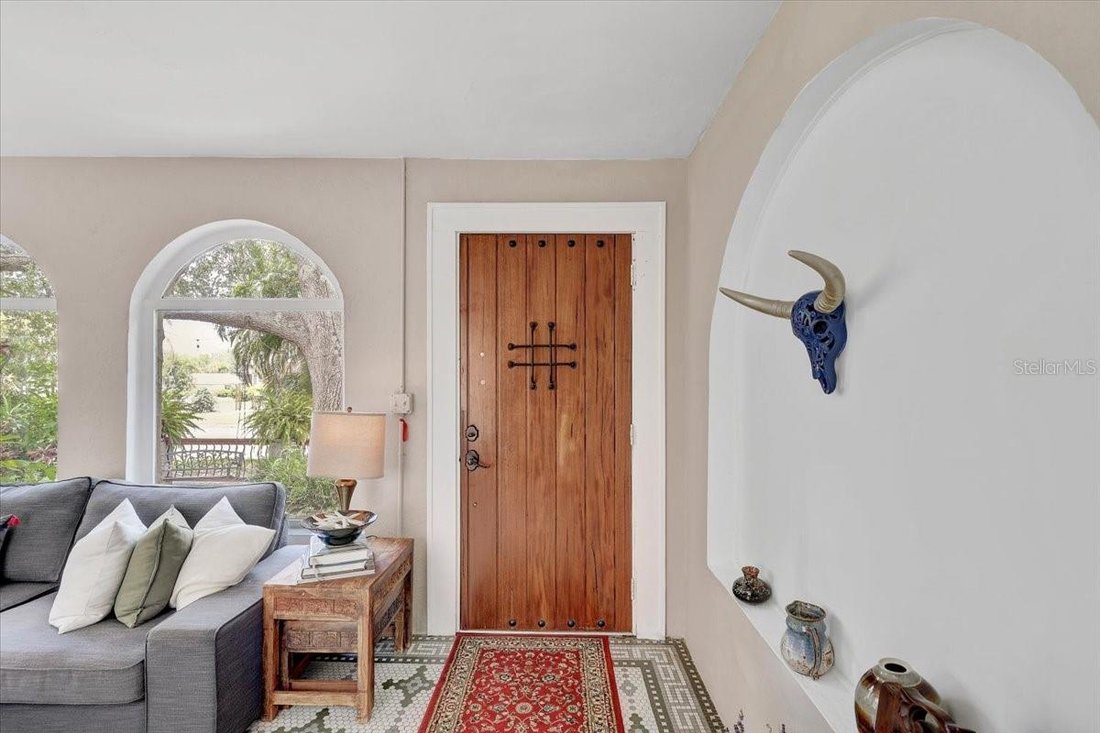 House in St. Petersburg, Florida, United States 4 - 17905835