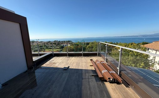 Penthouse en Bardolino, Véneto, Italia 1