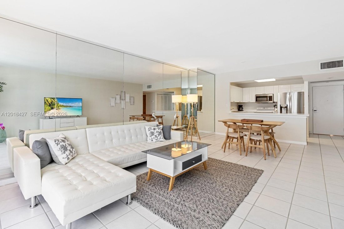 Condo in Miami Beach, Florida, United States 3 - 17909852