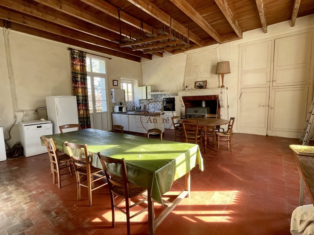 House in Segonzac, Nouvelle-Aquitaine, France 4 - 17912385