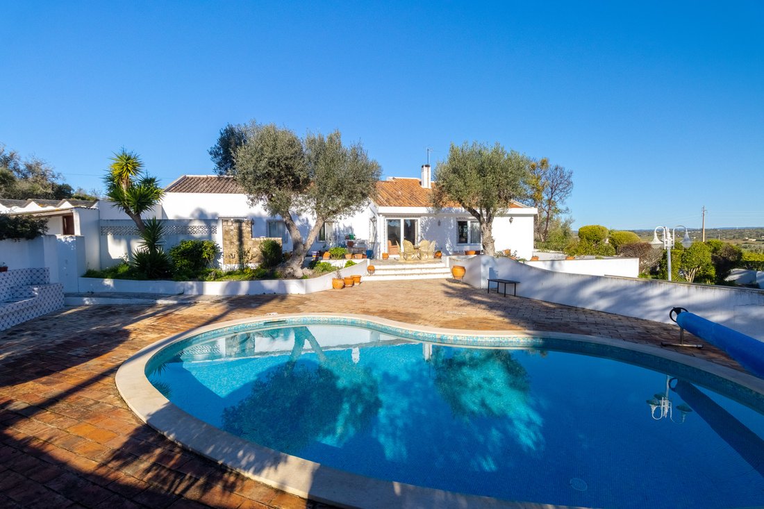 Villa in Praia da Luz, Algarve, Portugal 1 - 15145568