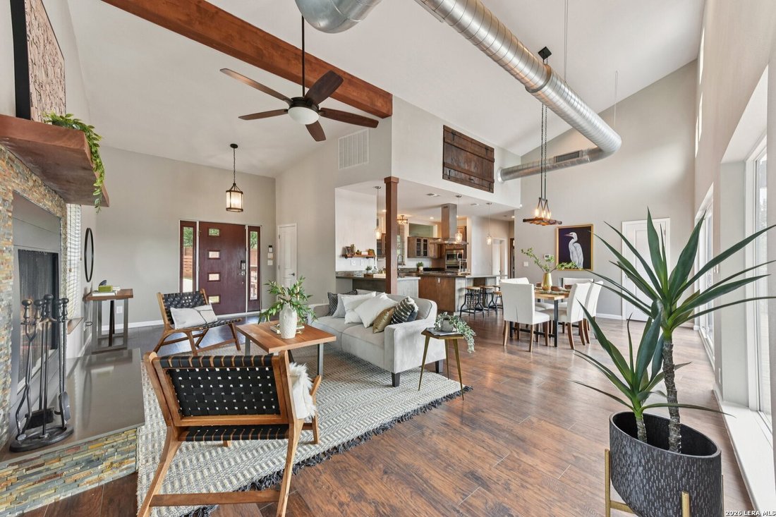 House in Dripping Springs, Texas, United States 4 - 17911499