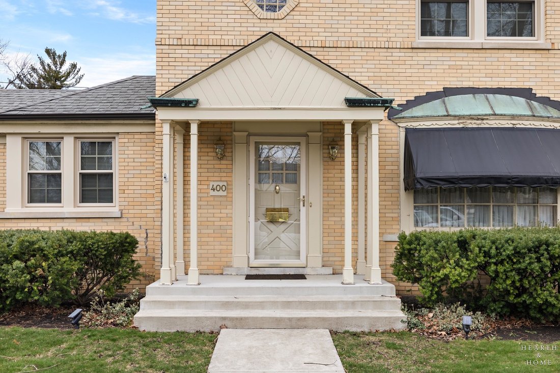 House in Mount Prospect, Illinois, United States 3 - 17909997