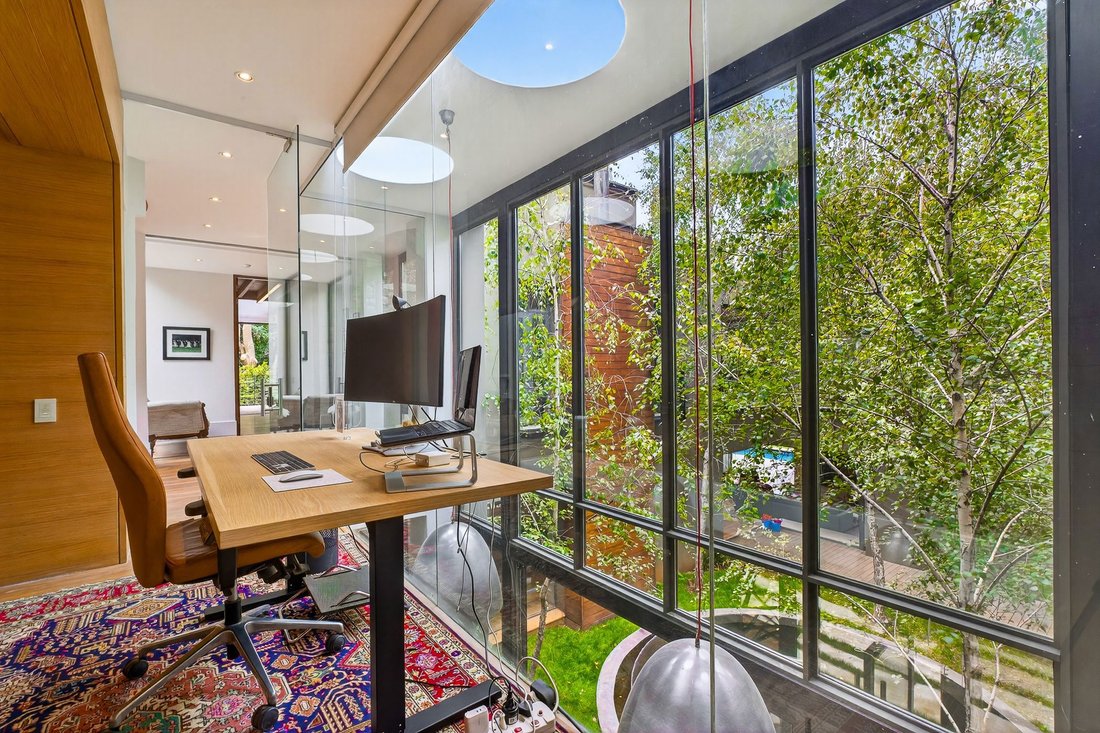 House in Sandton, Gauteng, South Africa 5 - 17909170