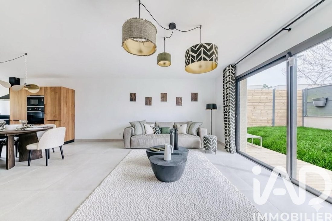 Apartment in Limonest, Auvergne-Rhône-Alpes, France 4 - 17911548