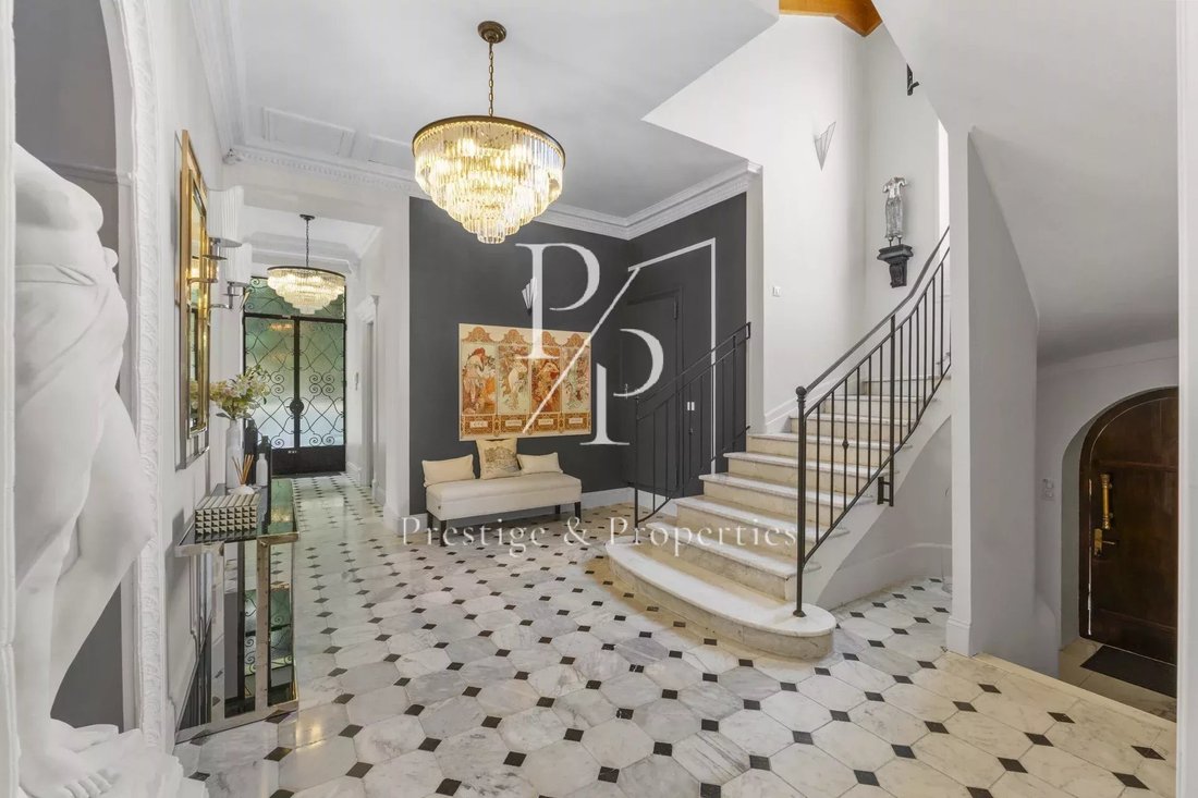 Villa in Cannes, Provence-Alpes-Côte d'Azur, France 1 - 15793375