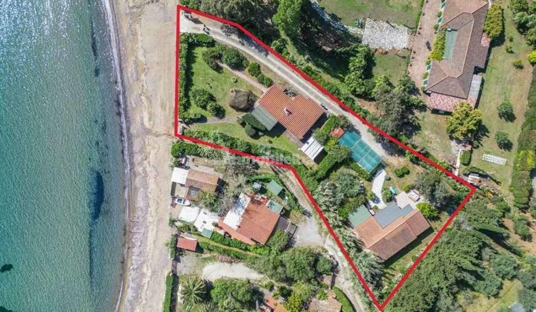 Villa in Capoliveri, Tuscany, Italy 2 - 17909011