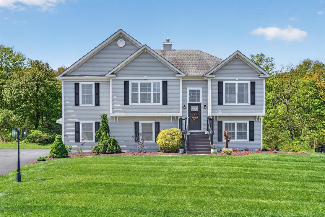 House in Monroe, New York, United States 1 - 17907879