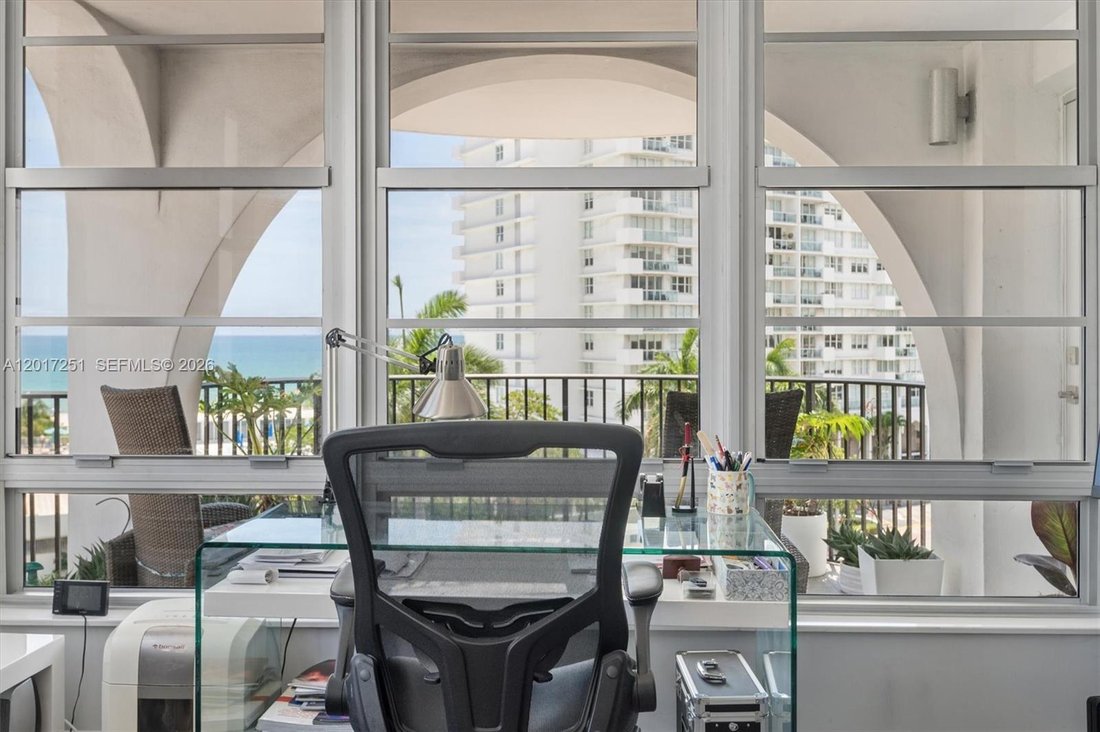 Condo in Miami Beach, Florida, United States 1 - 17909807