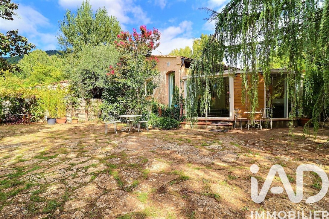 House in Signes, Provence-Alpes-Côte d'Azur, France 1 - 17911145