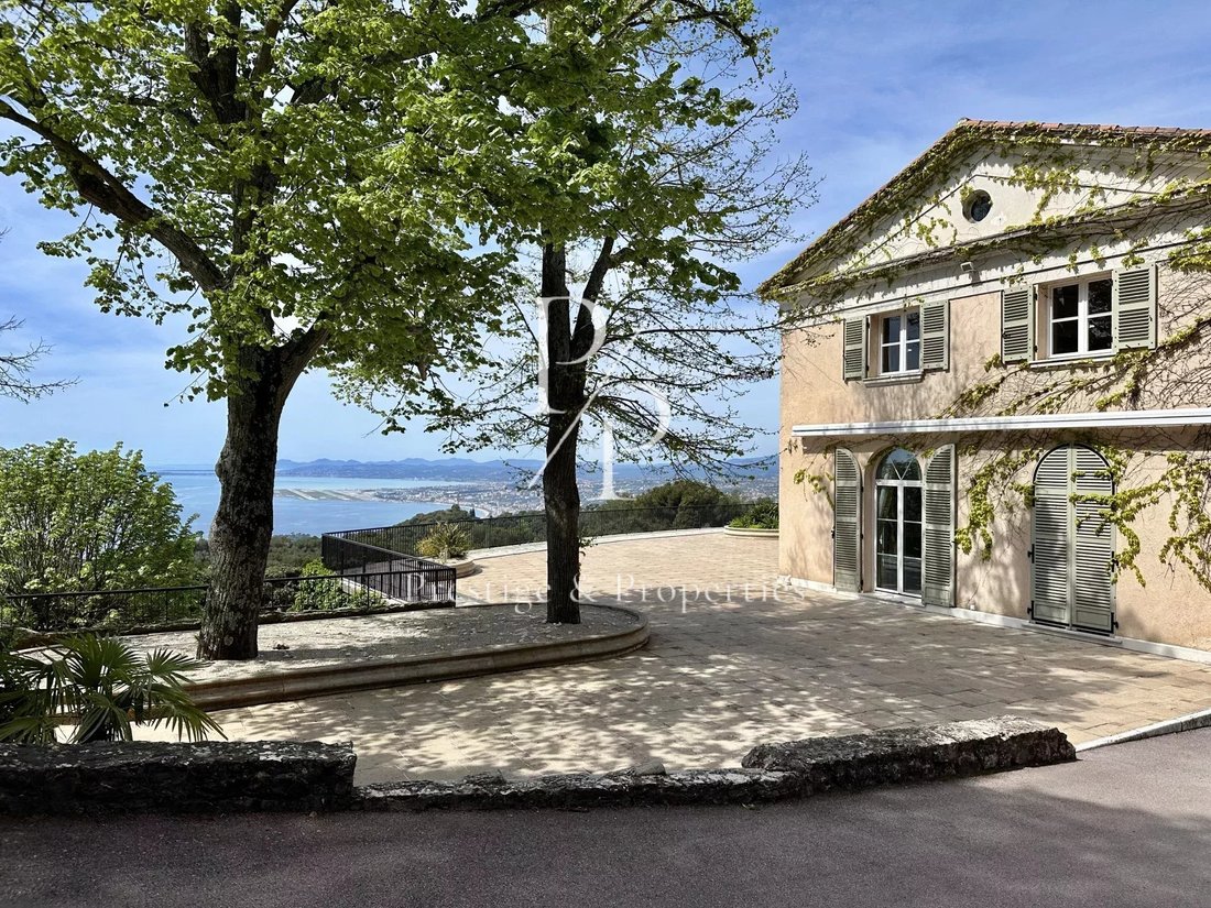 Castle in Nice, Provence-Alpes-Côte d'Azur, France 3 - 15666260