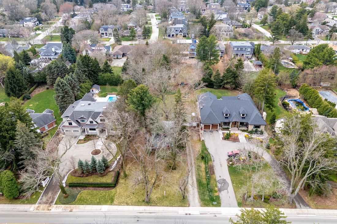 House in Oakville, Ontario, Canada 1 - 17082739