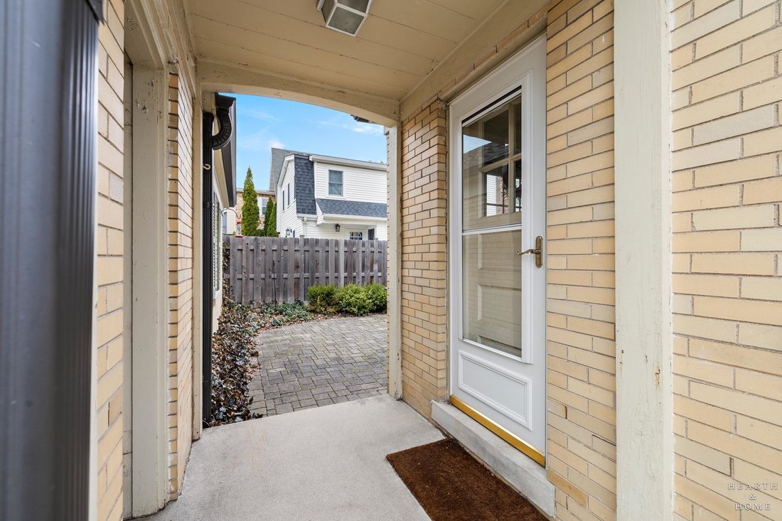 House in Mount Prospect, Illinois, United States 4 - 17909997