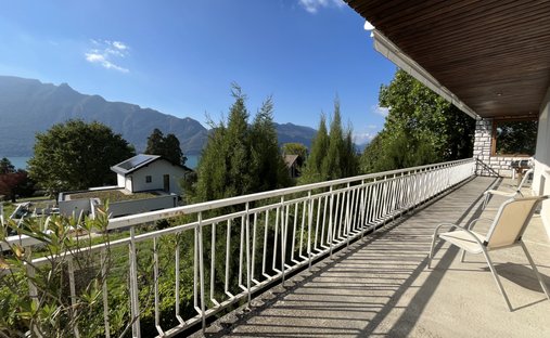 House in Tresserve, Auvergne-Rhône-Alpes, France 1