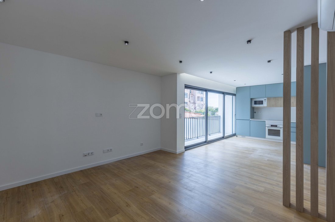 Apartment in Alcabideche, Lisbon, Portugal 2 - 17911473