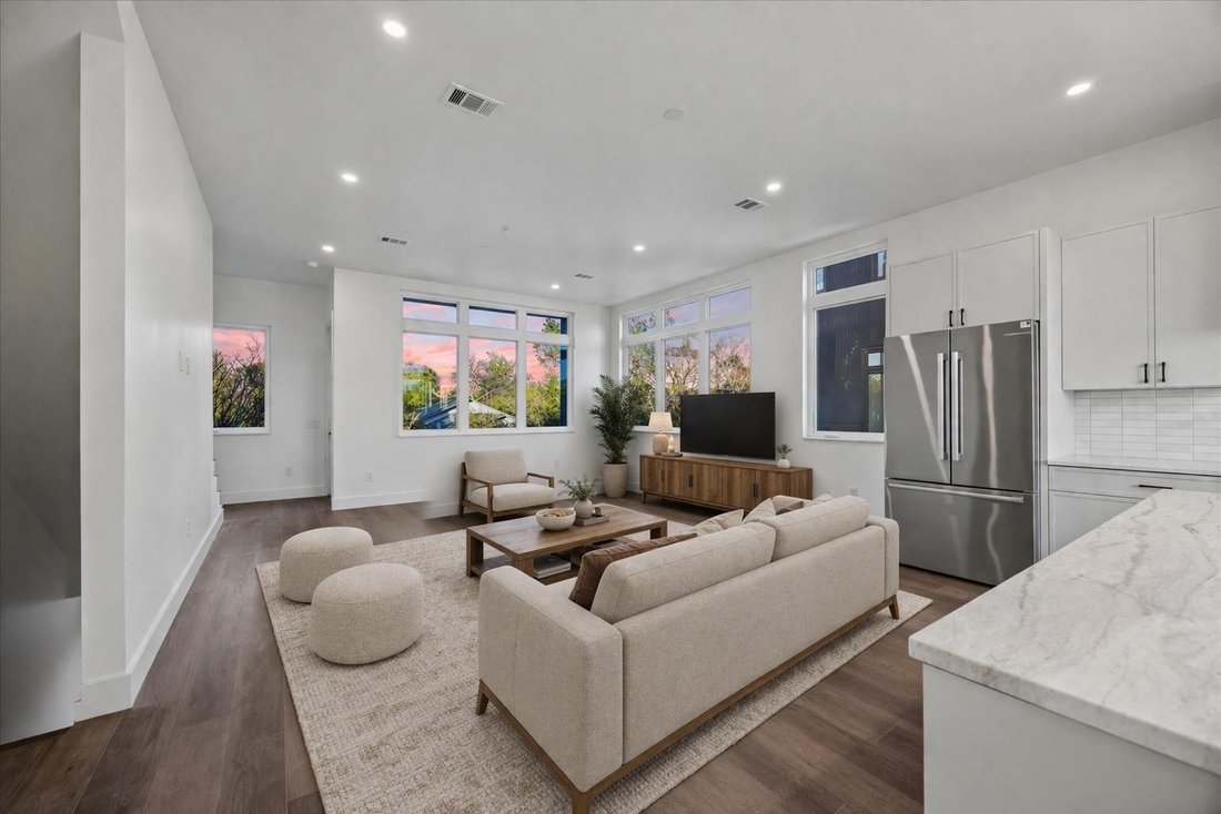 Condo in Austin, Texas, United States 3 - 17909751