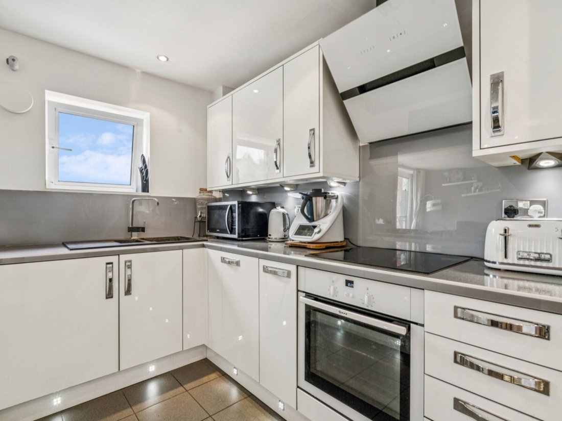 Apartment in Hounslow, England 4 - 17911017