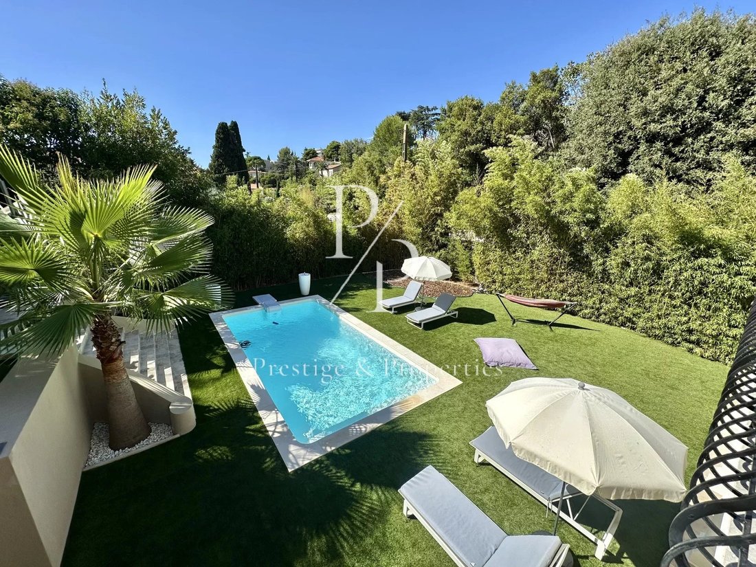 Villa in Cannes, Provence-Alpes-Côte d'Azur, France 2 - 14805335