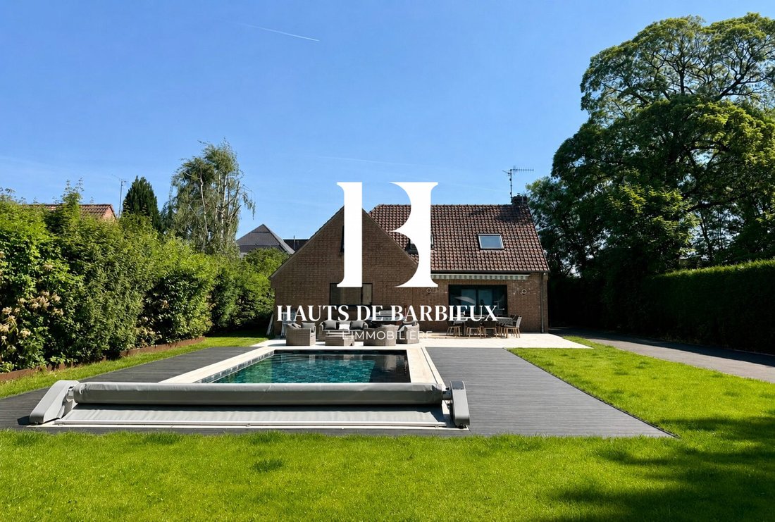 Villa in La Vallée-Petit Lannoy, Hem, France 1 - 17912473