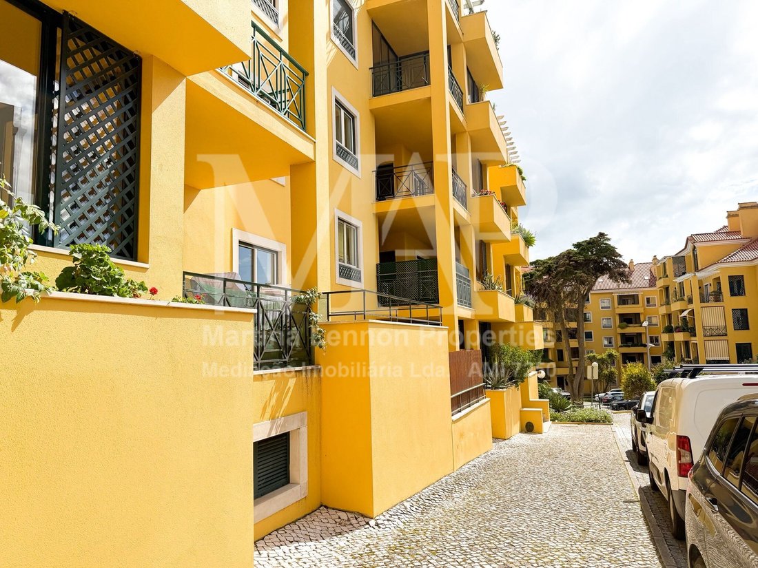 Apartment in Estoril, Cascais e Estoril, Lisbon 1 - 17907726