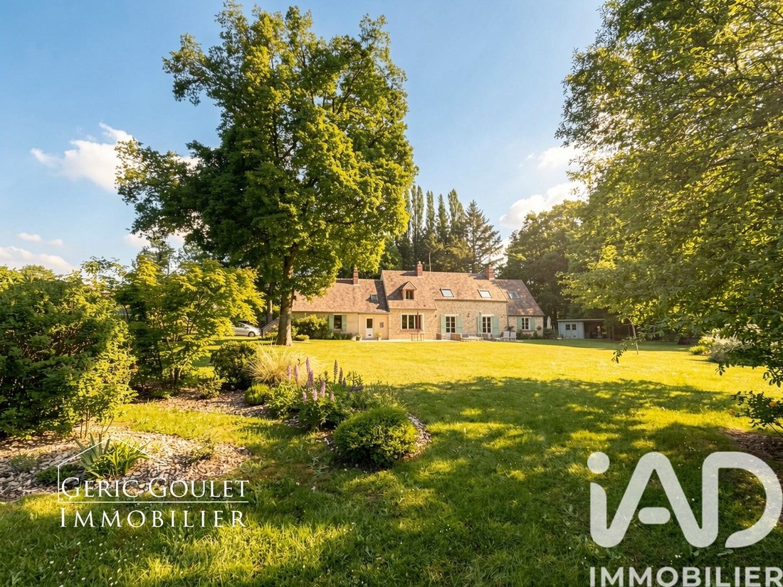 House in Clairefontaine-en-Yvelines, Ile-de-France, France 1 - 17911351