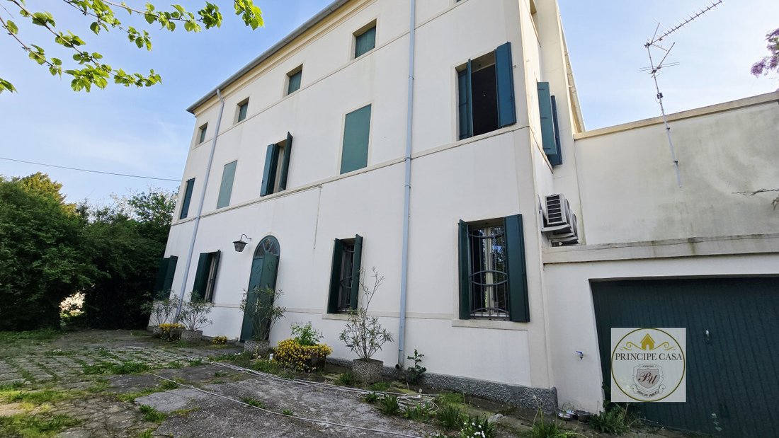 Villa in Sant'Elena, Veneto, Italy 1 - 17911201