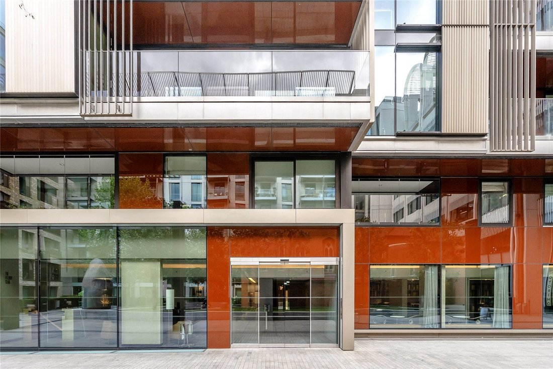 Apartment in Fitzrovia, Camden, England 2 - 17906821
