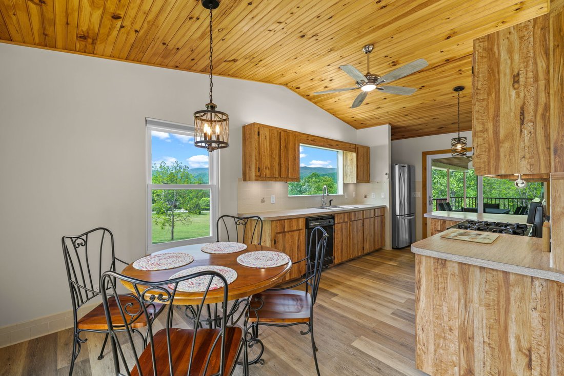 House in Franklin, North Carolina, United States 3 - 17908869