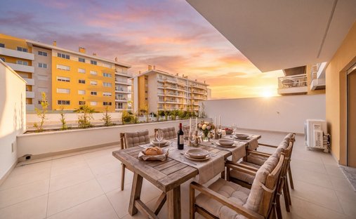 Apartamento en Carcavelos y Parede, Distrito de Lisboa, Portugal 1