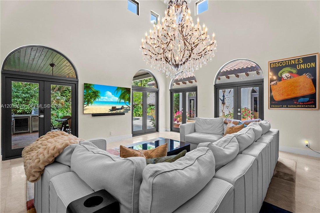 House in Miami, Florida, United States 4 - 17907583