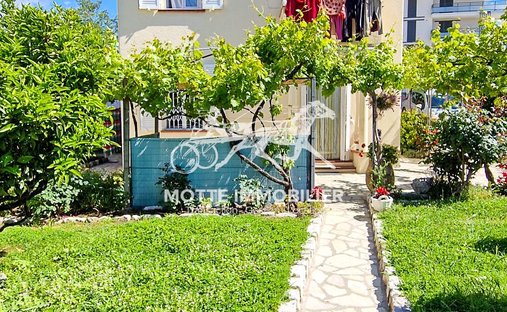 House in Val de Cagne-Colline Route de Vence, Cagnes-sur-Mer, France 1