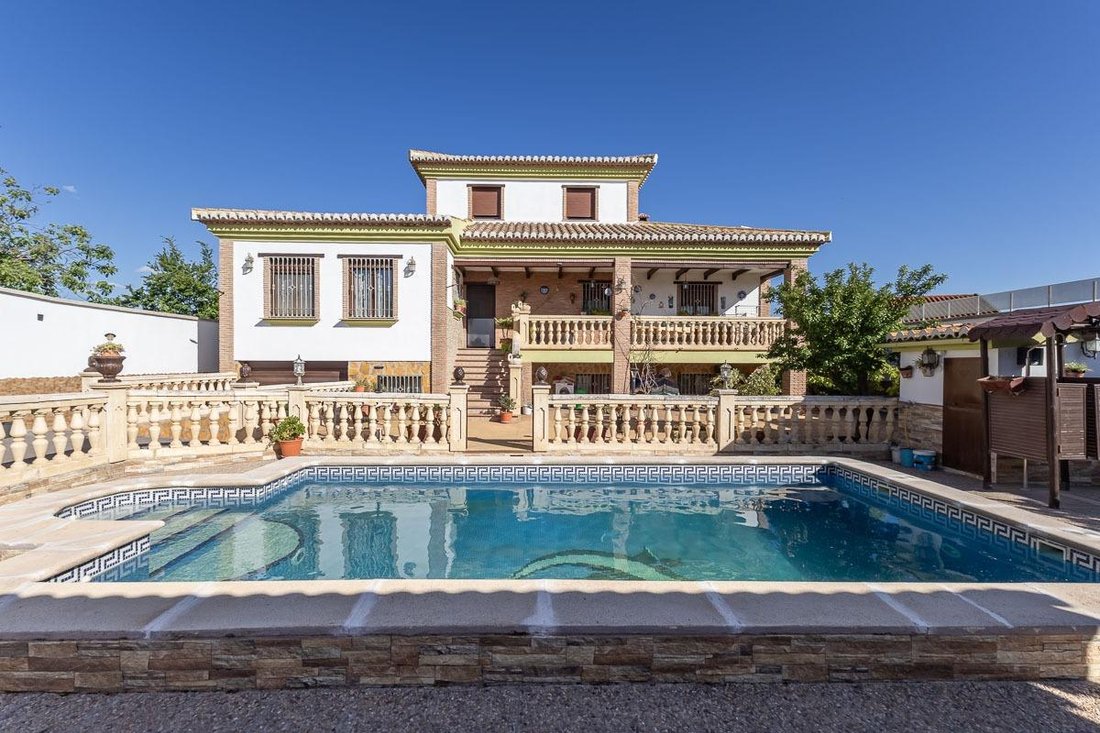 Villa in Albolote, Andalusia, Spain 2 - 17910993