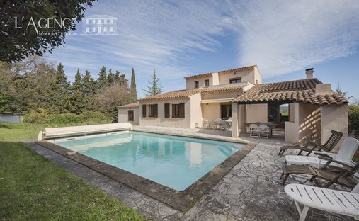 House in Le Tholonet, Provence-Alpes-Côte d'Azur, France 1